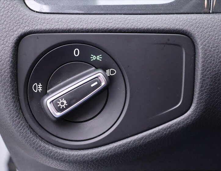 Volkswagen Golf Kombi 999,0 85 kw