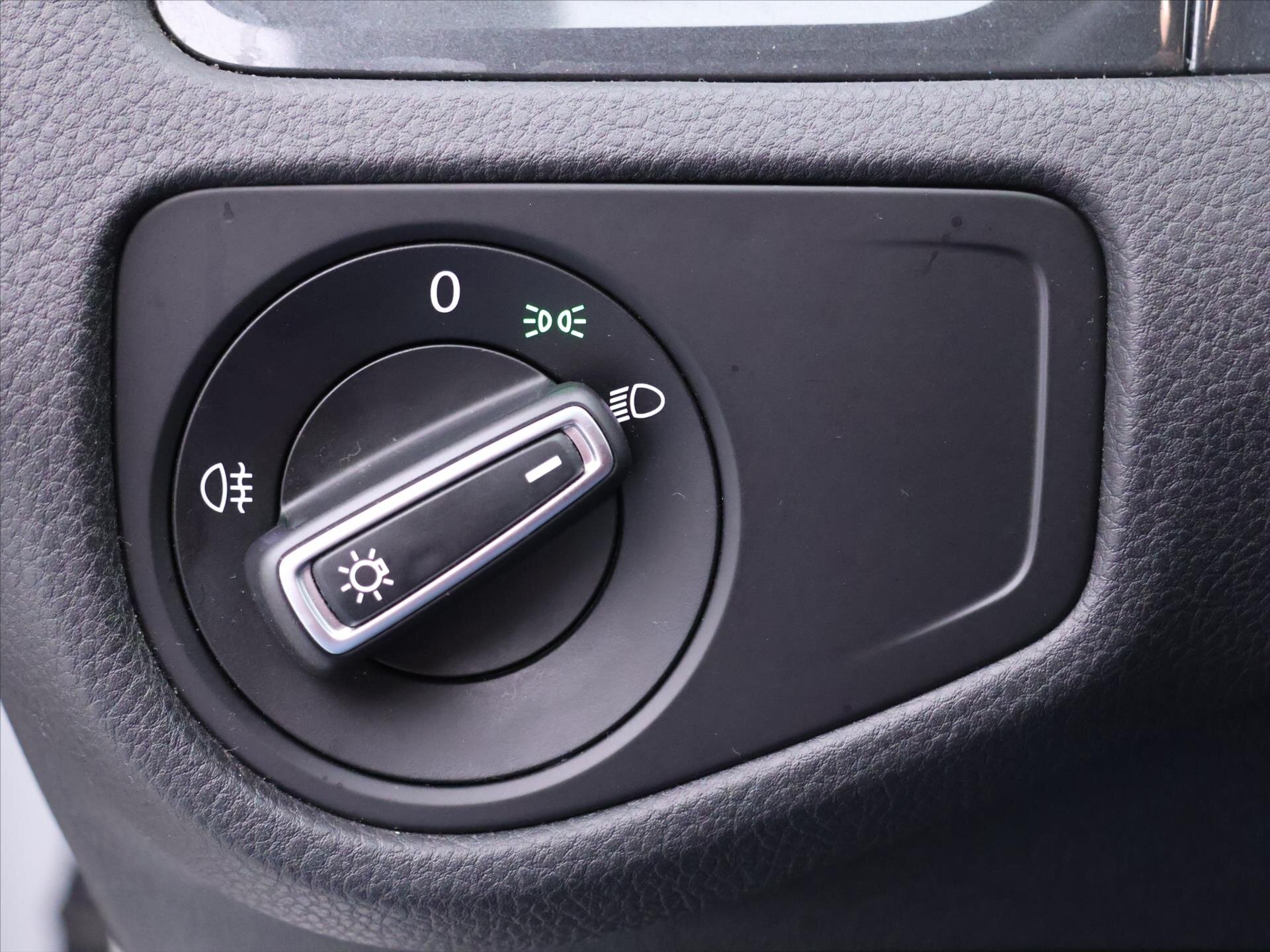 Volkswagen Golf Kombi 999,0 85 kw