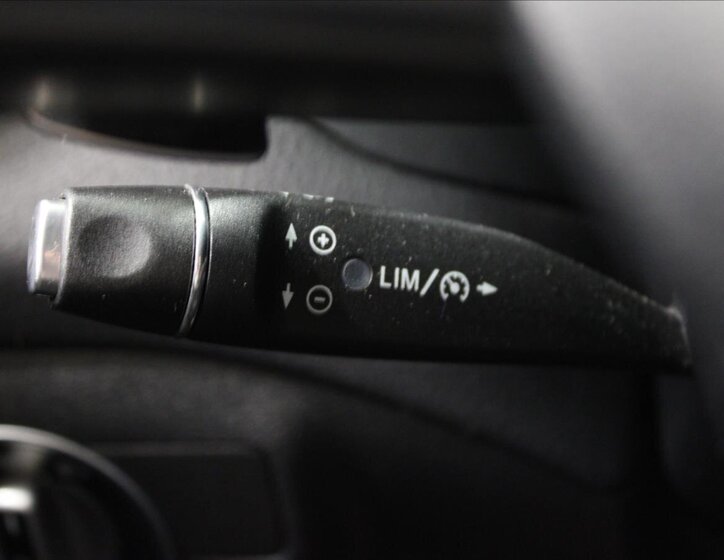 Mercedes-Benz CLA 22