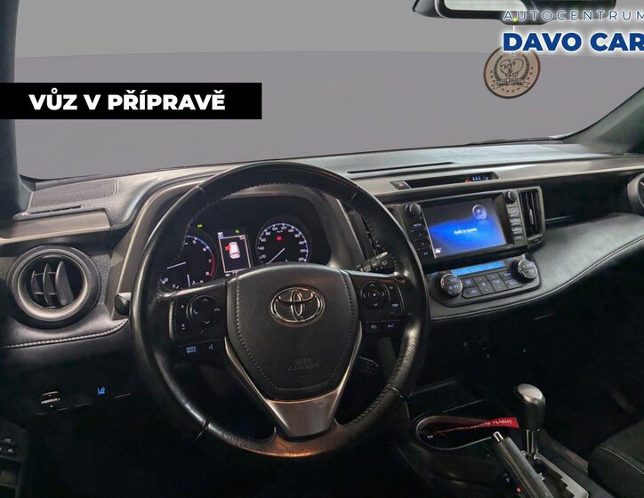 Toyota RAV4 SUV 2,0 l 112 kw