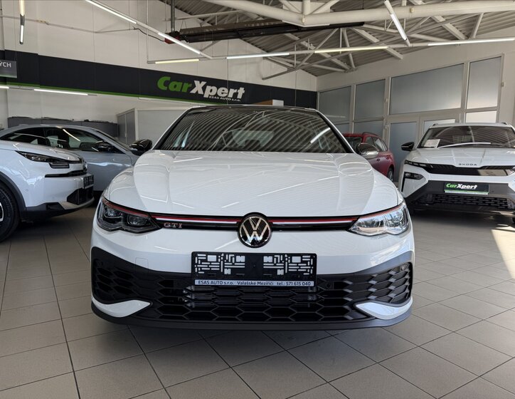 Volkswagen Golf Hatchback 2,0 l 221 kw