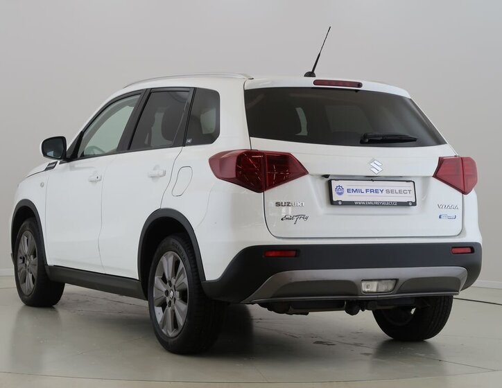 Suzuki Vitara SUV / Terénní 1,4 l 95 kw