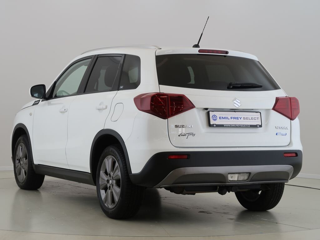 Suzuki Vitara SUV / Terénní 1,4 l 95 kw