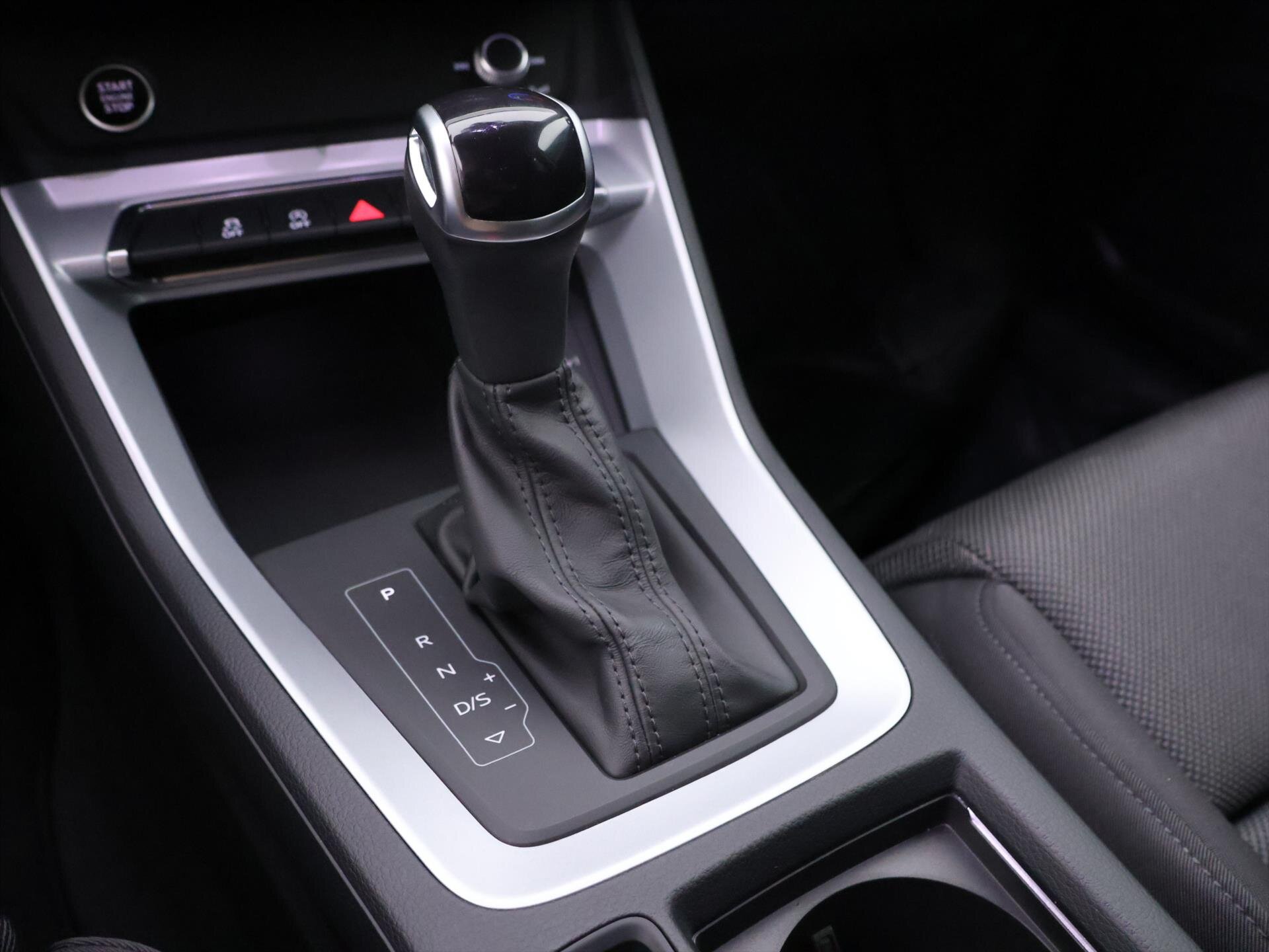 Audi Q3 SUV / Terénní 1,5 l 110 kw