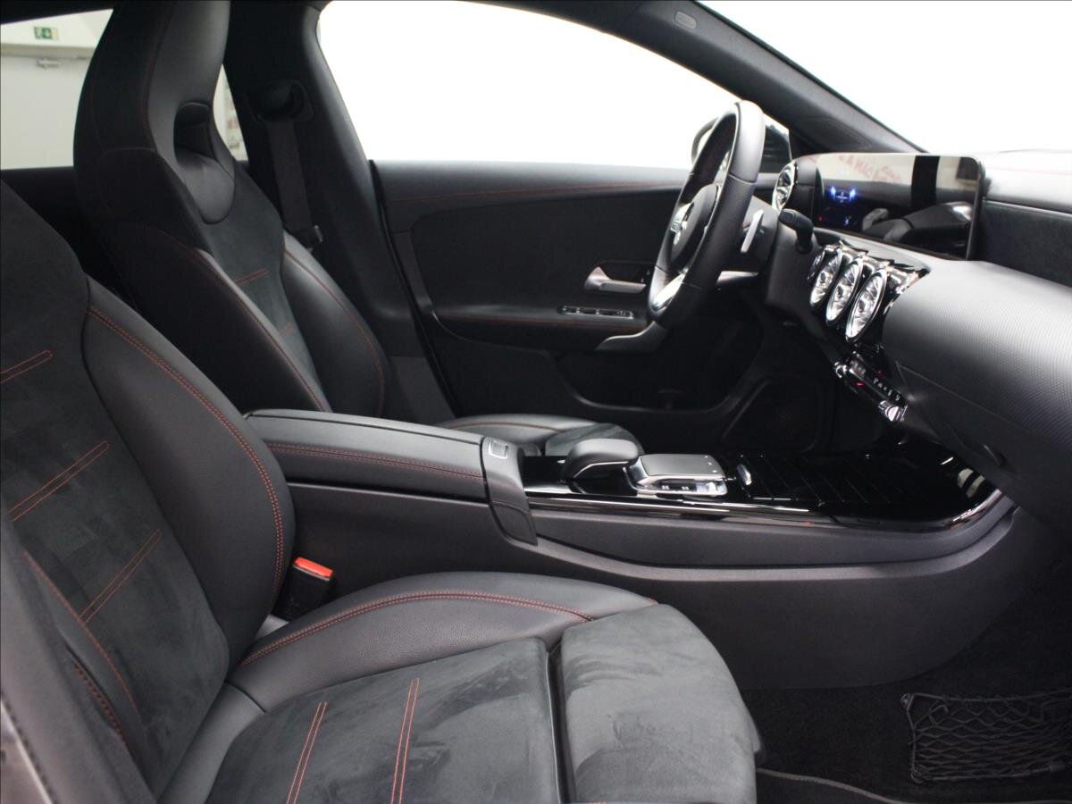 Mercedes-Benz CLA Kombi 2,0 l 140 kw