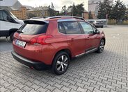 Peugeot 2008 4