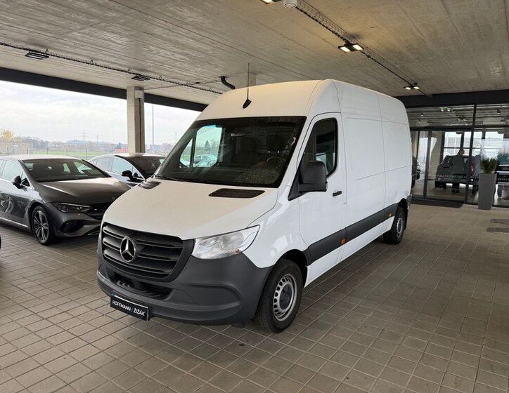 Mercedes-Benz Sprinter 1