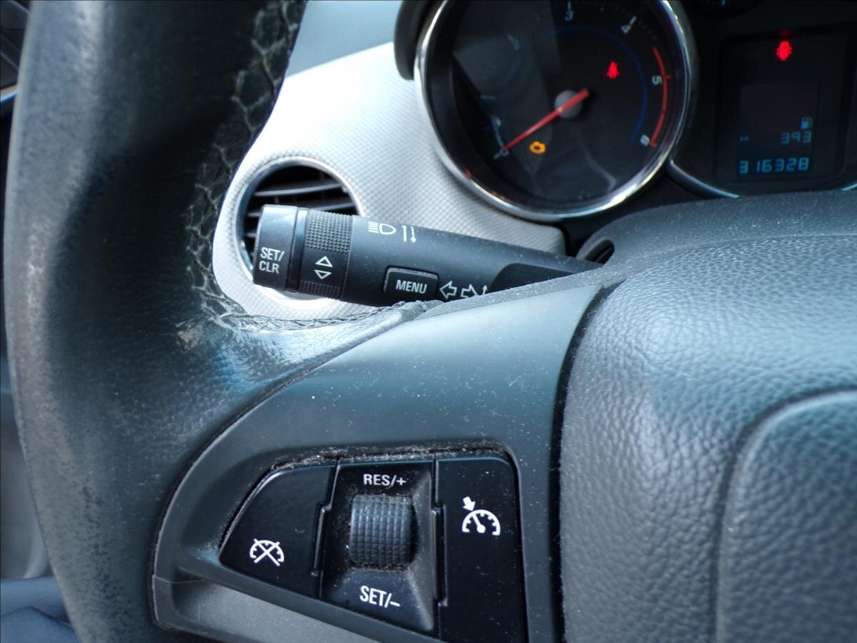 Chevrolet Cruze Sedan / Limuzína 2,0 l 110 kw