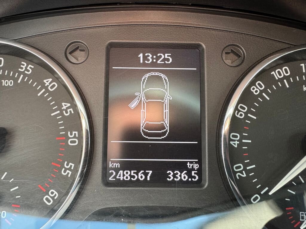 Škoda Rapid Sedan / Limuzína 1,6 l 77 kw