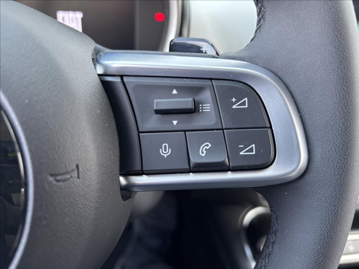 Fiat 600 SUV / Terénní 1,2 l 100 kw