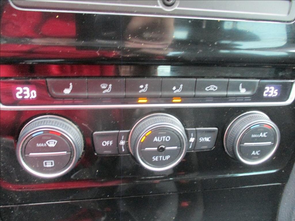 Volkswagen Golf Hatchback 1,4 l 103 kw