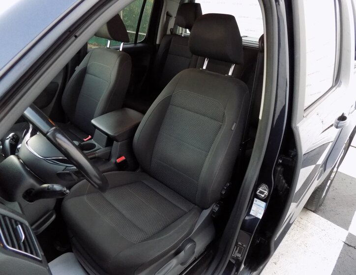 Volkswagen Amarok 12