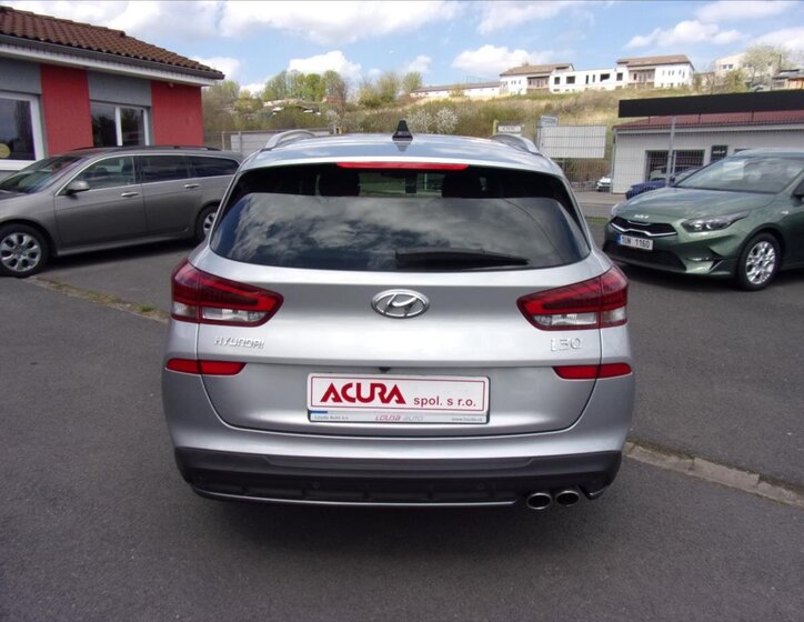 Hyundai i30 Hatchback 1,6 l 100 kw