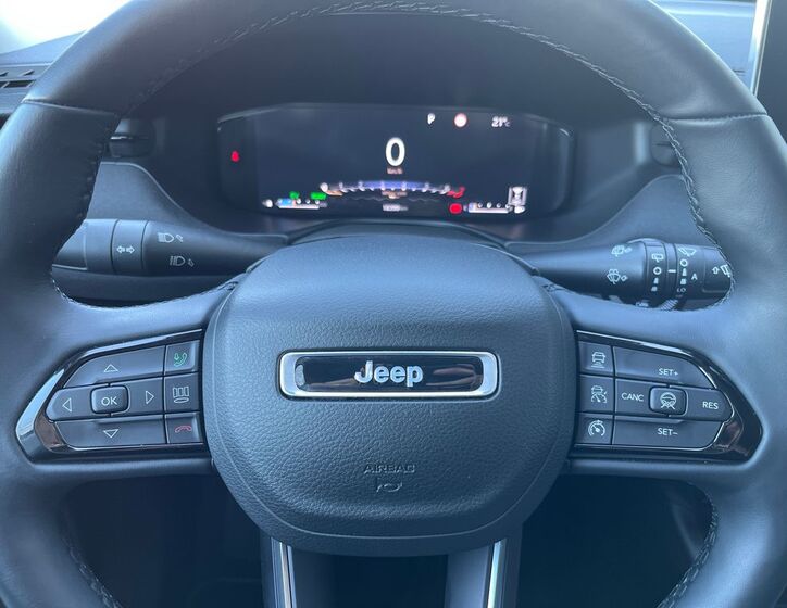 Jeep Compass 9