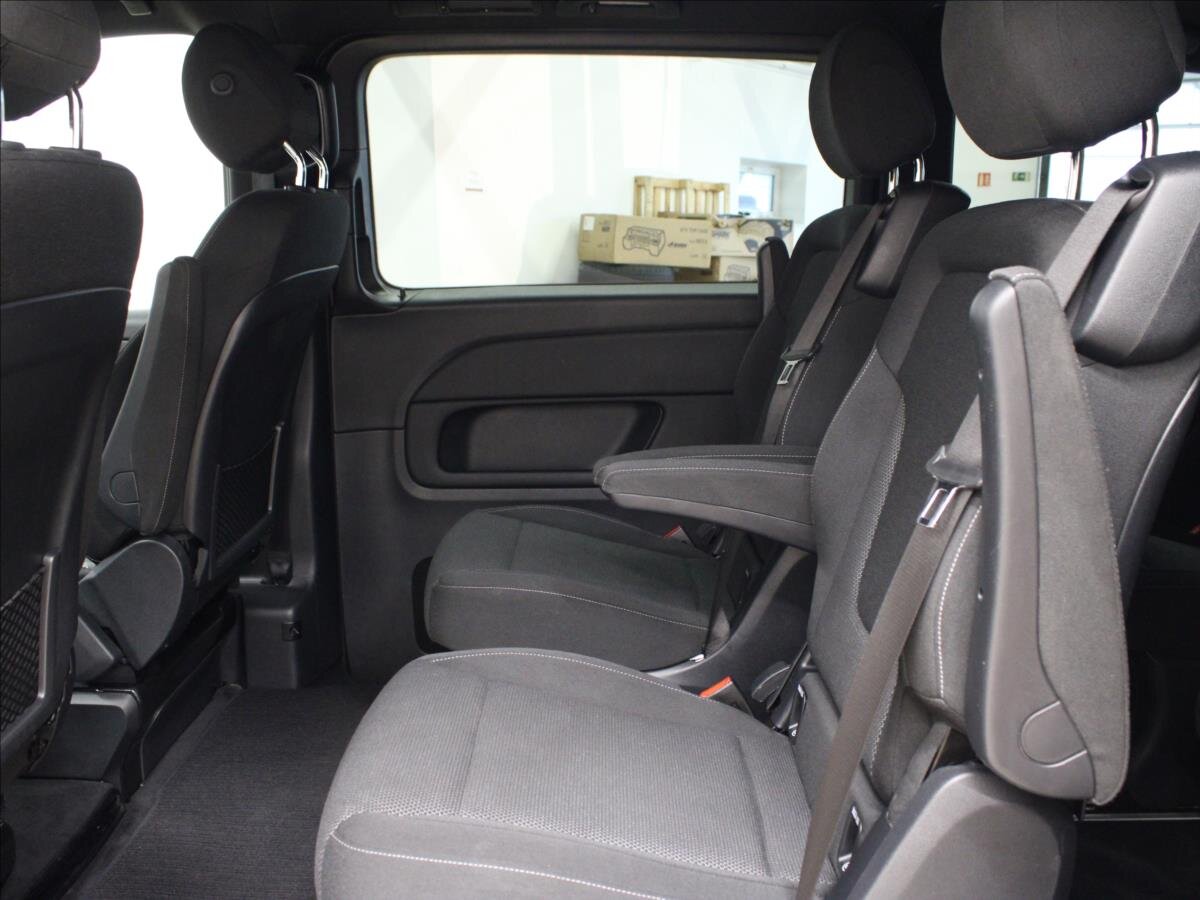 Mercedes-Benz Třídy V Kombi 2,1 l 140 kw
