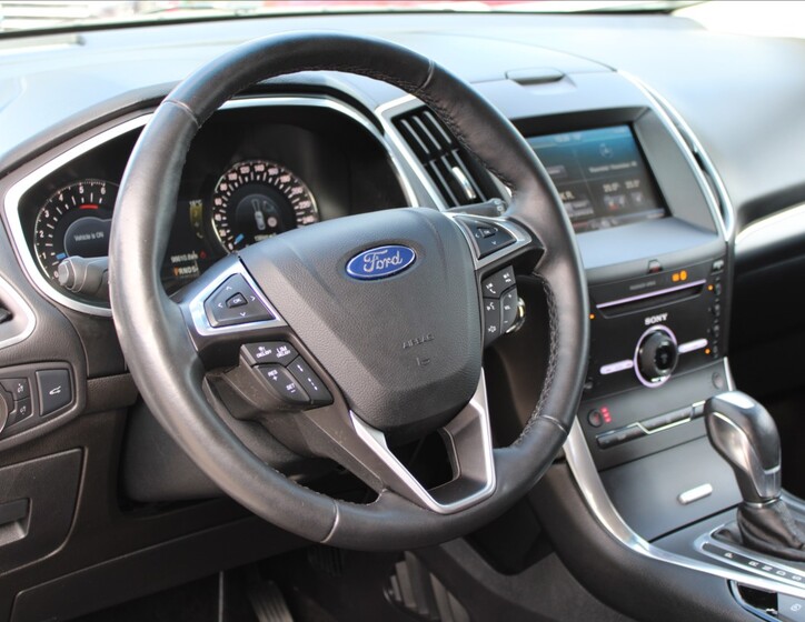 Ford Edge 29