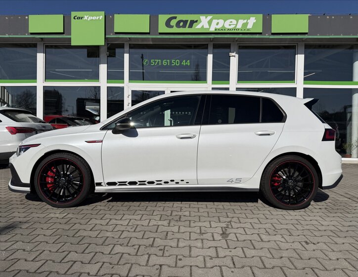 Volkswagen Golf Hatchback 2,0 l 221 kw