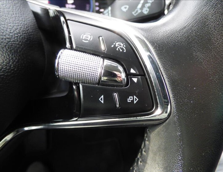 Škoda Superb Kombi 2,0 l 147 kw