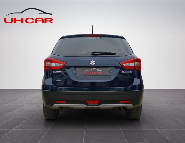 Suzuki SX4 S-Cross 6