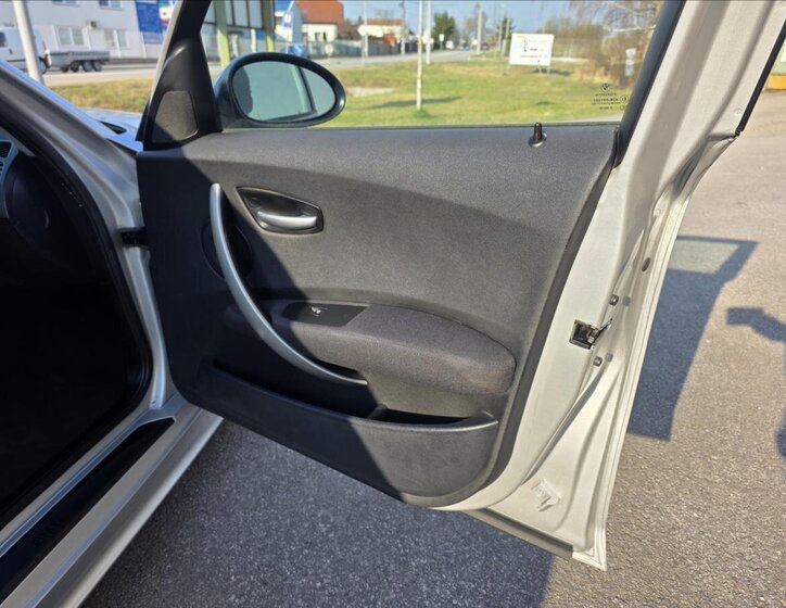 BMW Řada 1 Hatchback 2,0 l 90 kw