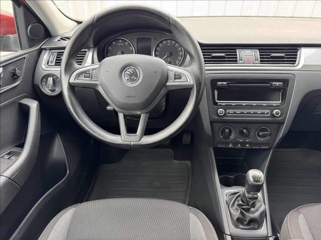 Škoda Rapid Sedan / Limuzína 1,2 l 63 kw