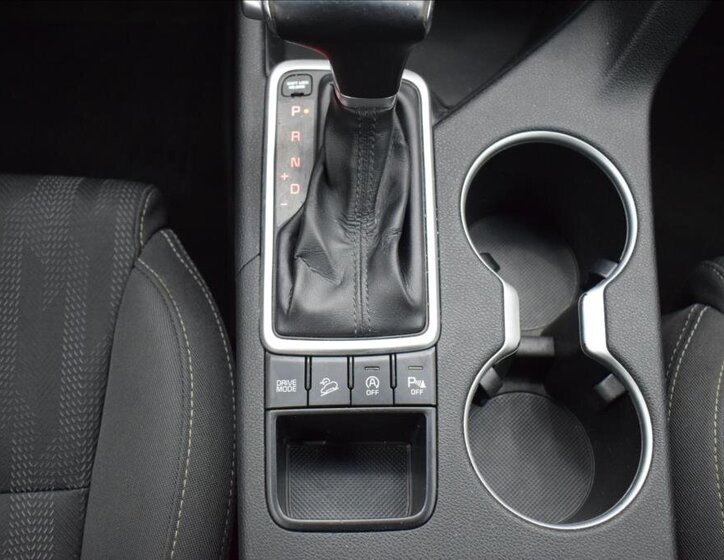 KIA Sportage SUV 1,7 l 104 kw