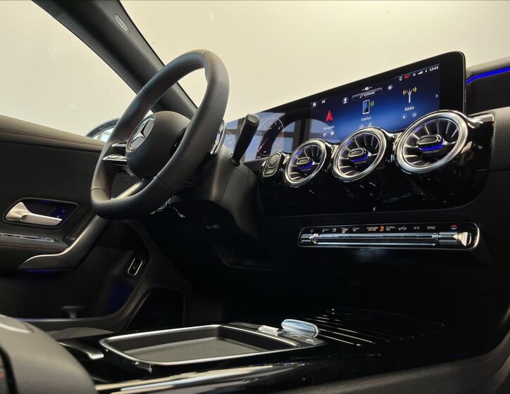 Mercedes-Benz CLA 16