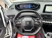 Peugeot 5008 SUV 2,0 l 110 kw