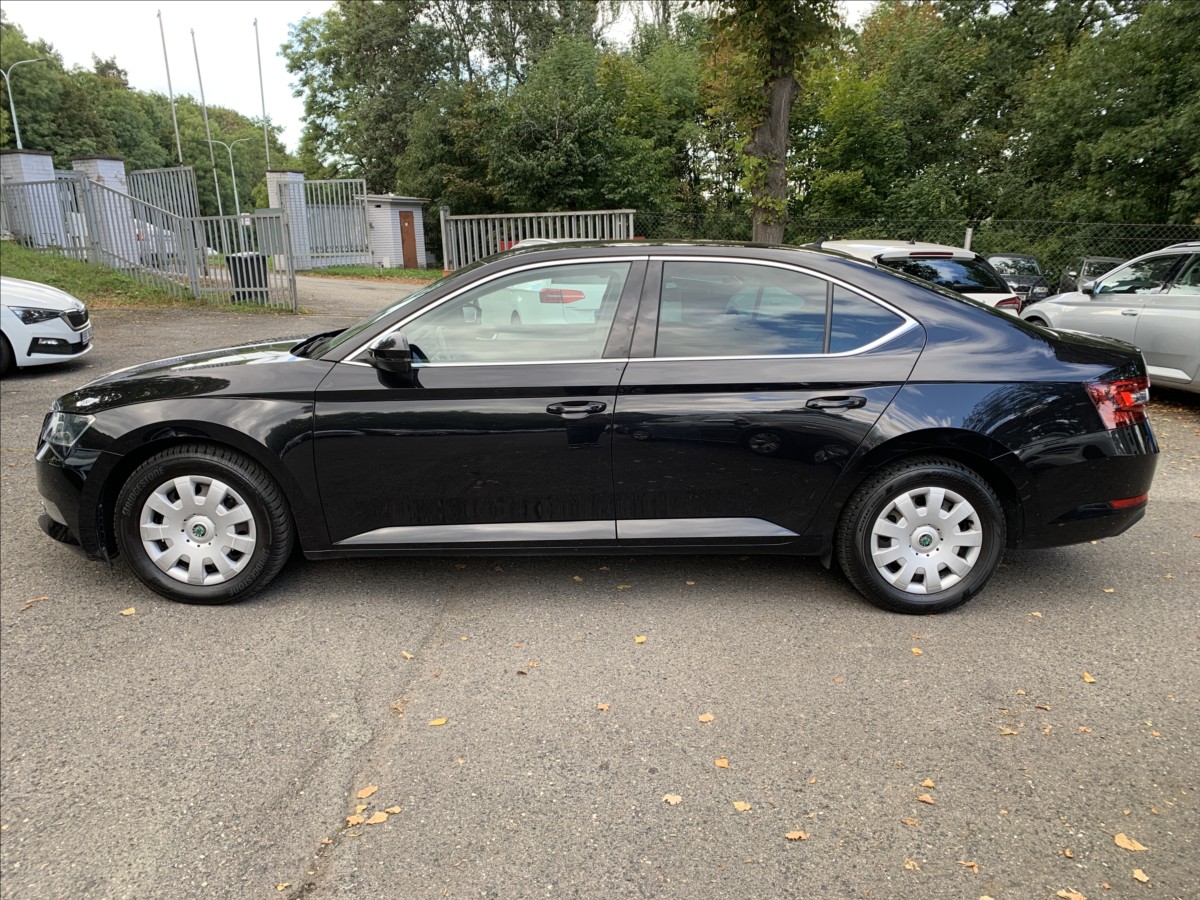 Škoda Superb