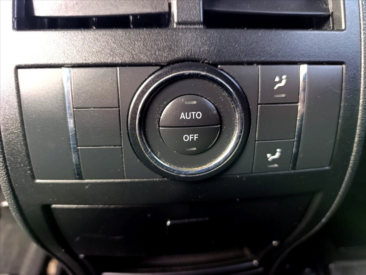 Mercedes-Benz Třídy M SUV 3,0 l 165 kw