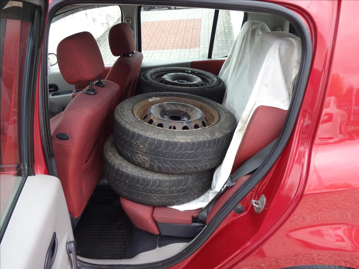 Renault Modus Kombi 1,1 l 55 kw