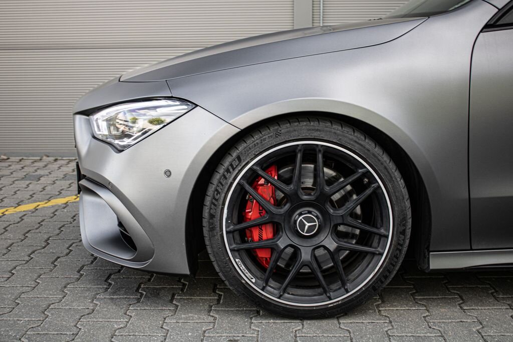 Mercedes-Benz CLA Kombi 2,0 l 321 kw