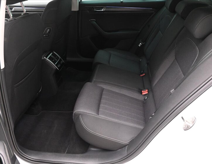 Škoda Superb Kombi 1,4 l 115 kw