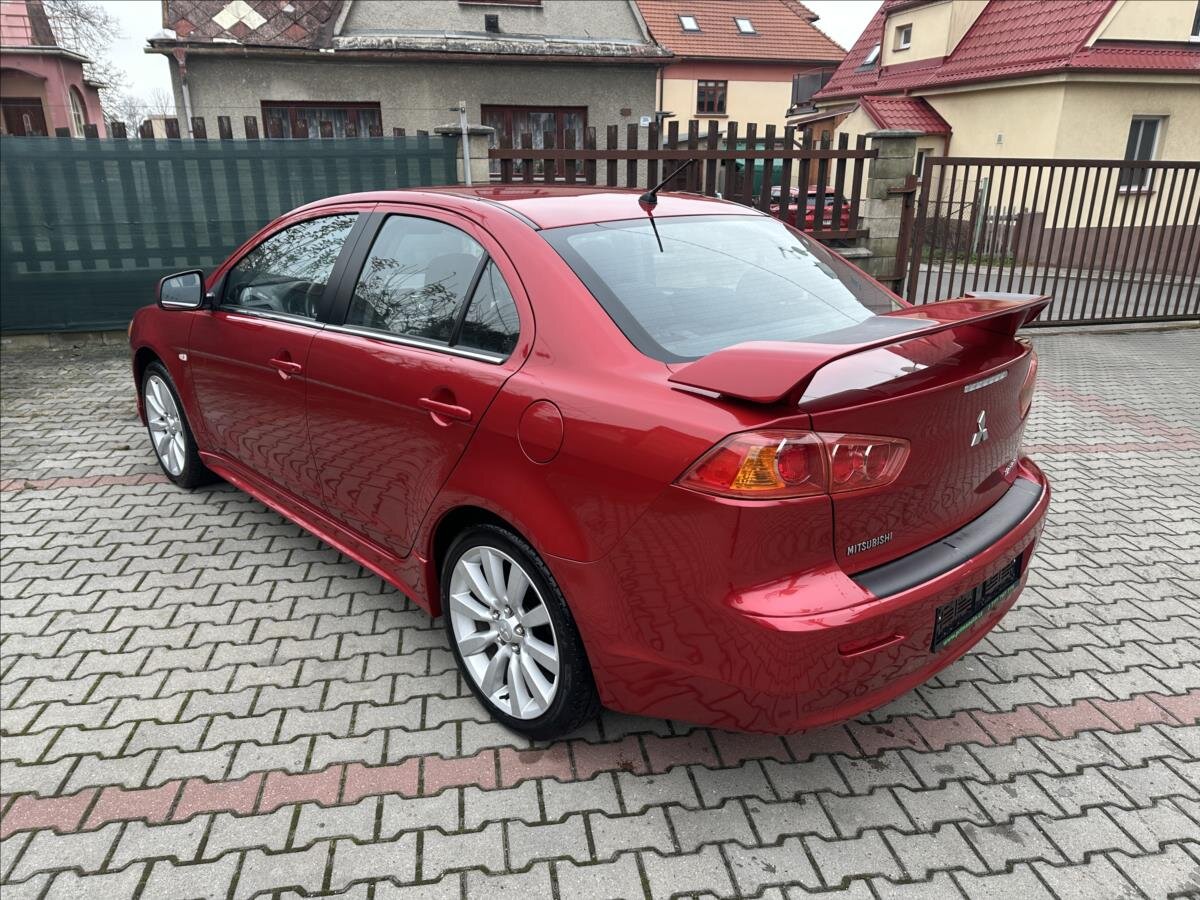 Mitsubishi Lancer