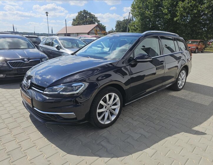 Volkswagen Golf Kombi 2,0 l 110 kw