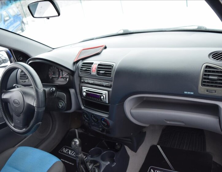 KIA Picanto Hatchback 1,1 l 48 kw