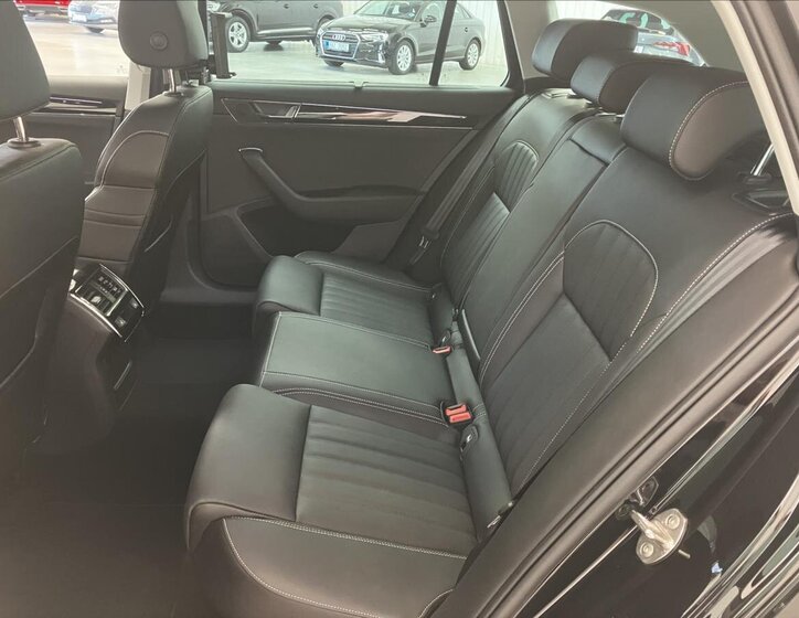 Škoda Superb Kombi 2,0 l 147 kw