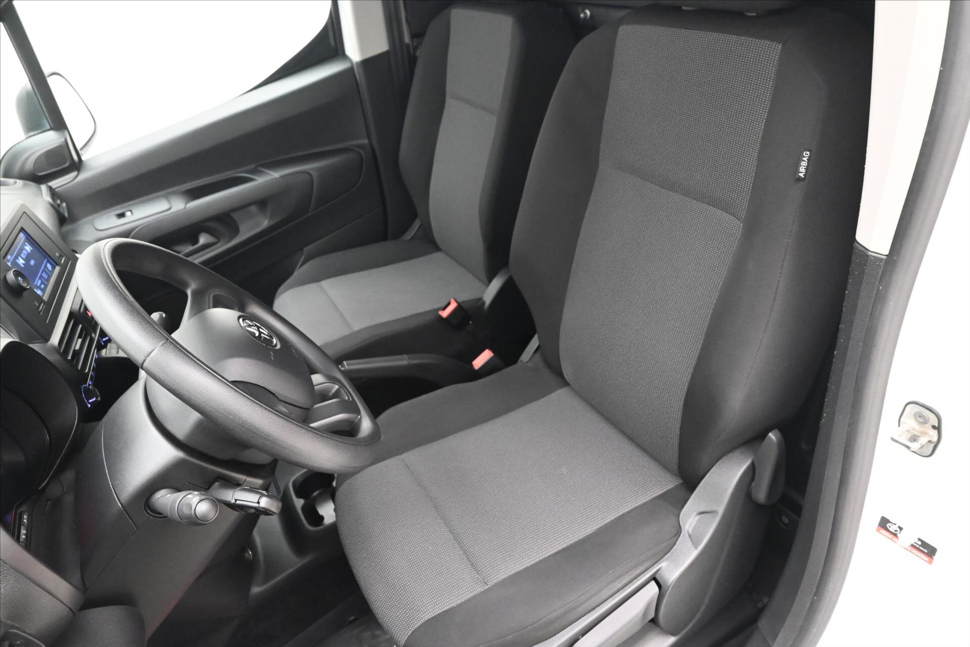 Toyota ProAce Skříň 1,5 l 75 kw