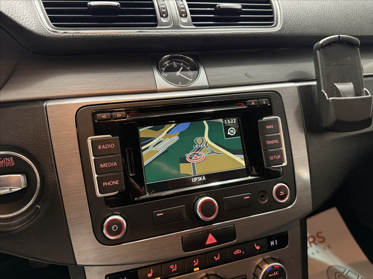 Volkswagen Passat Kombi 1,4 l 90 kw