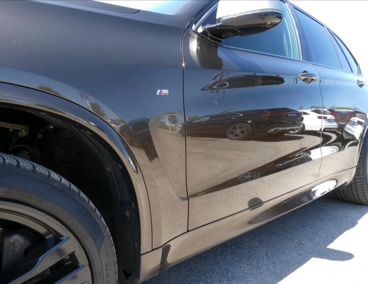 BMW X5 SUV 3,0 l 280 kw