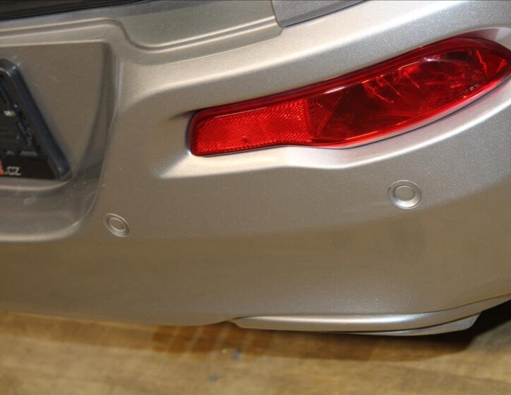 Jeep Cherokee SUV / Terénní 2,2 l 136 kw