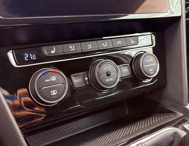 Volkswagen Passat Kombi 2,0 l 110 kw