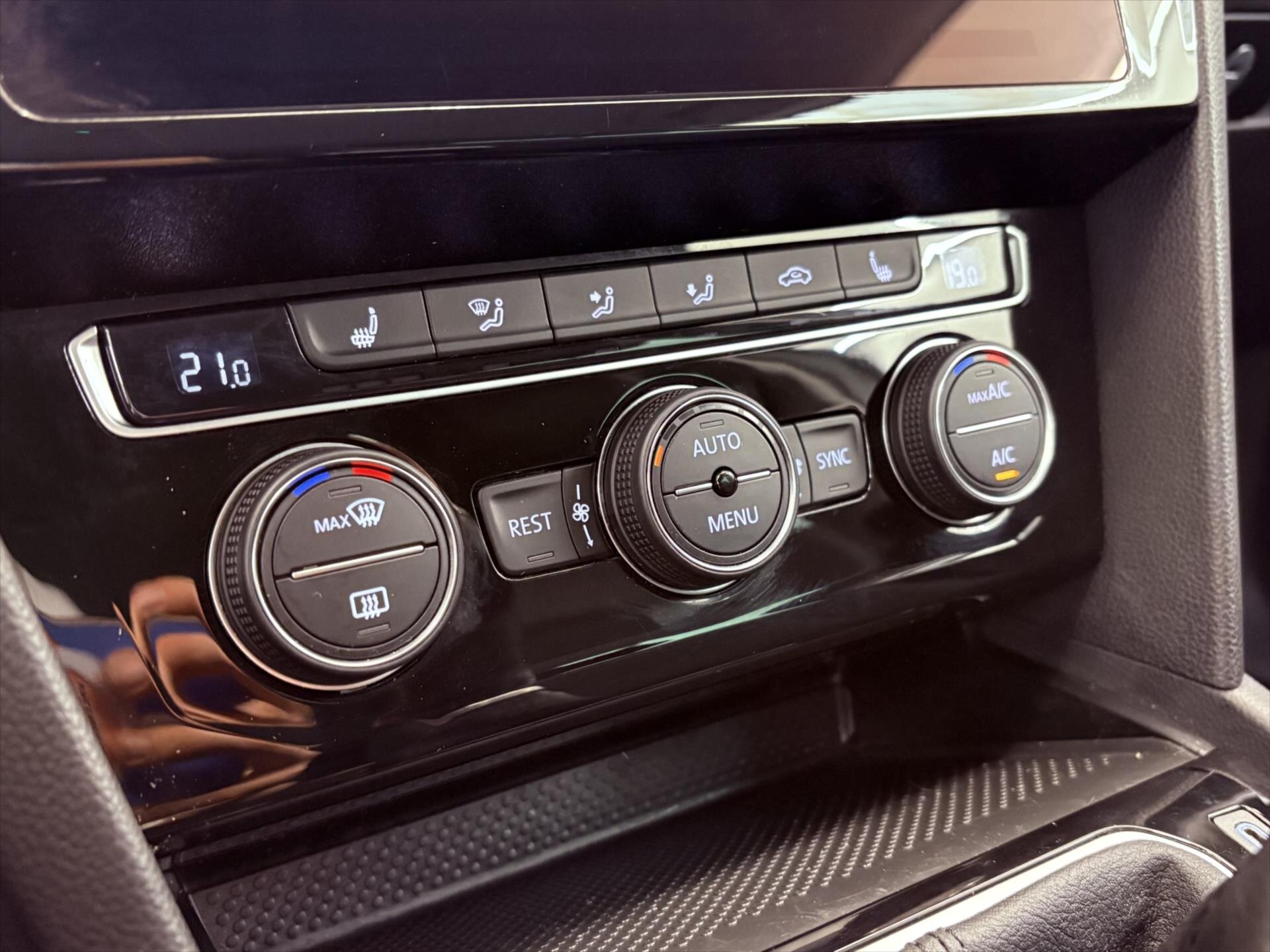 Volkswagen Passat Kombi 2,0 l 110 kw