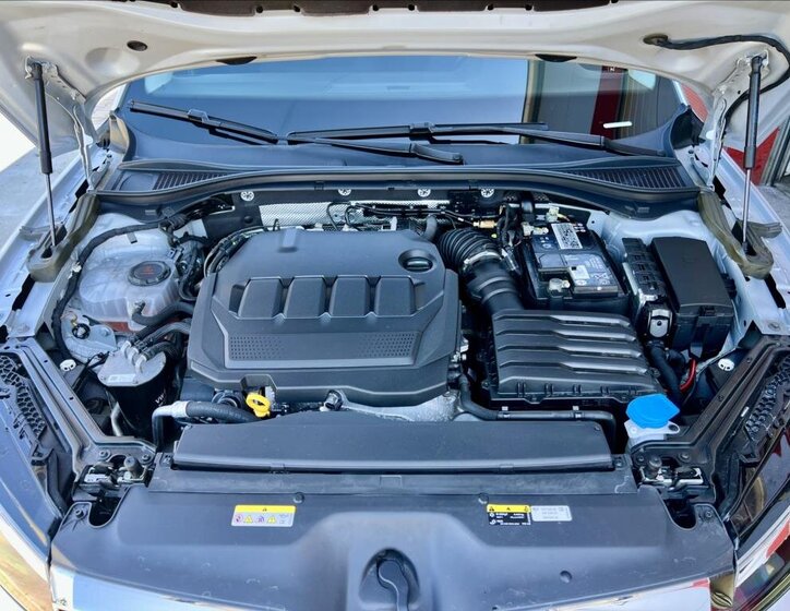 Škoda Superb Kombi 2,0 l 110 kw