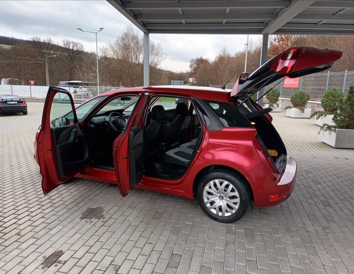 Citroën C4 Picasso MPV 1,2 l 81 kw