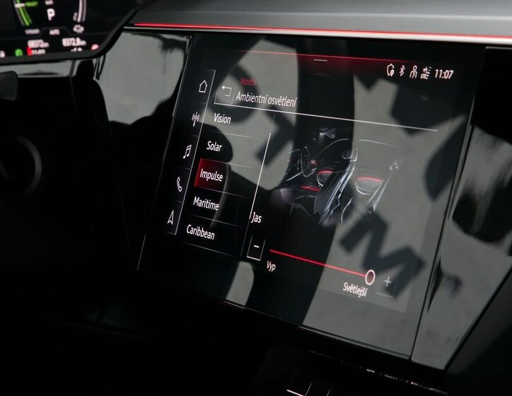 Audi e-tron SUV 0,0 300 kw