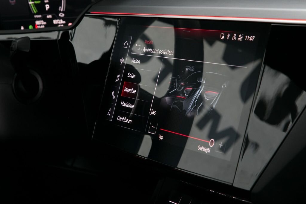 Audi e-tron SUV 0,0 300 kw