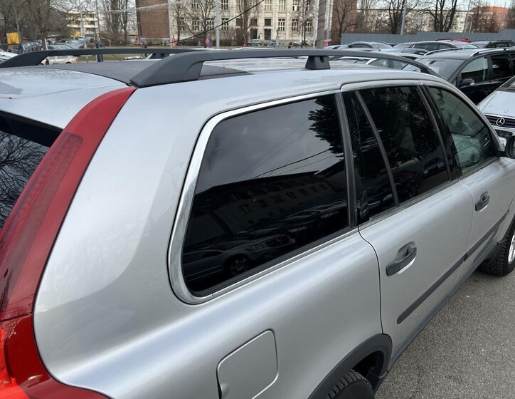 Volvo XC90 SUV / Terénní 2,4 l 120 kw