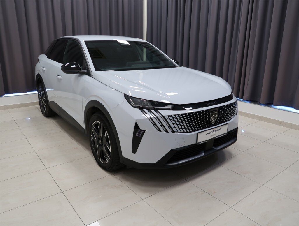 Peugeot 3008 SUV / Terénní 1,2 l 100 kw