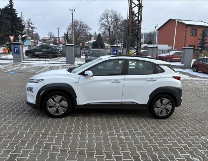 Hyundai Kona SUV / Terénní 0,0 150 kw